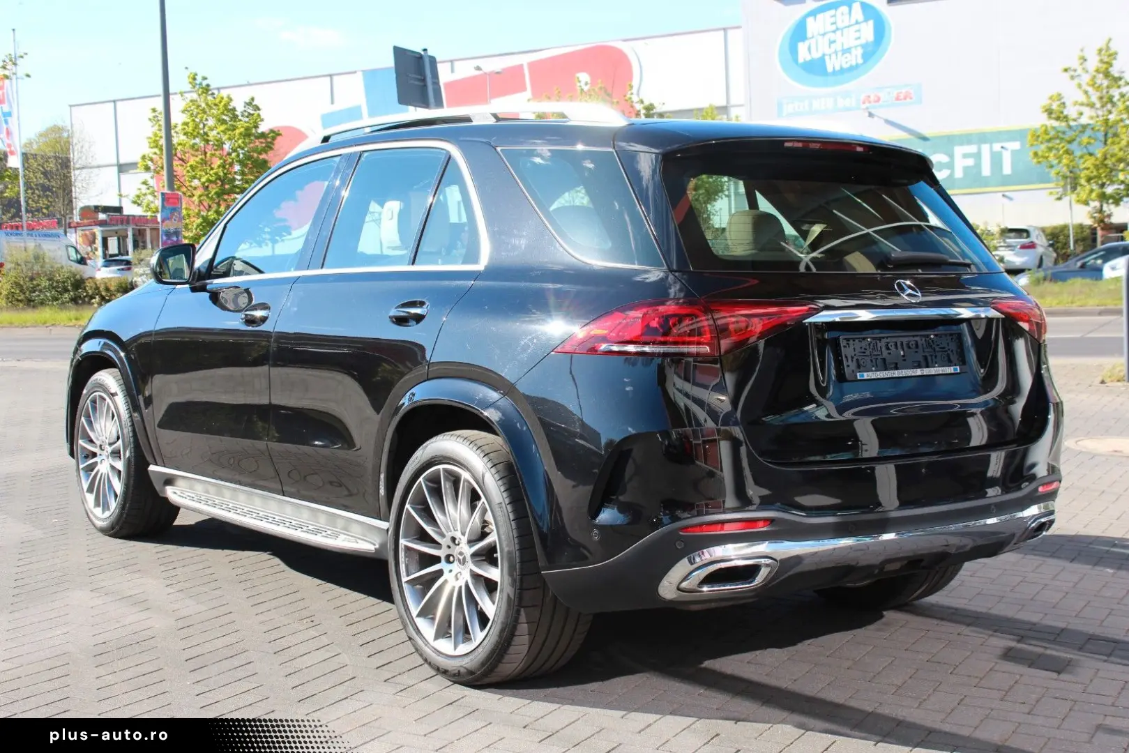MERCEDES-BENZ GLE 400 d 4-M AMG-Line Pano Distr. LED HuD AHK