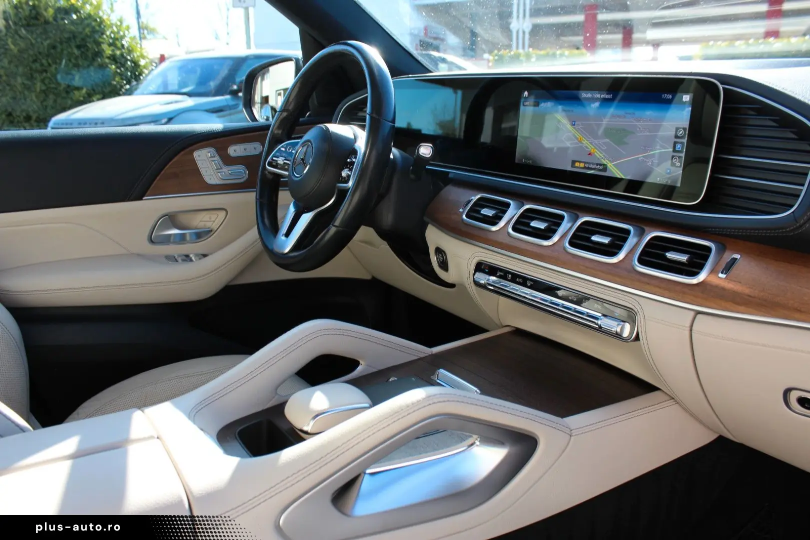 MERCEDES-BENZ GLE 400 d 4-M AMG-Line Pano Distr. LED HuD AHK