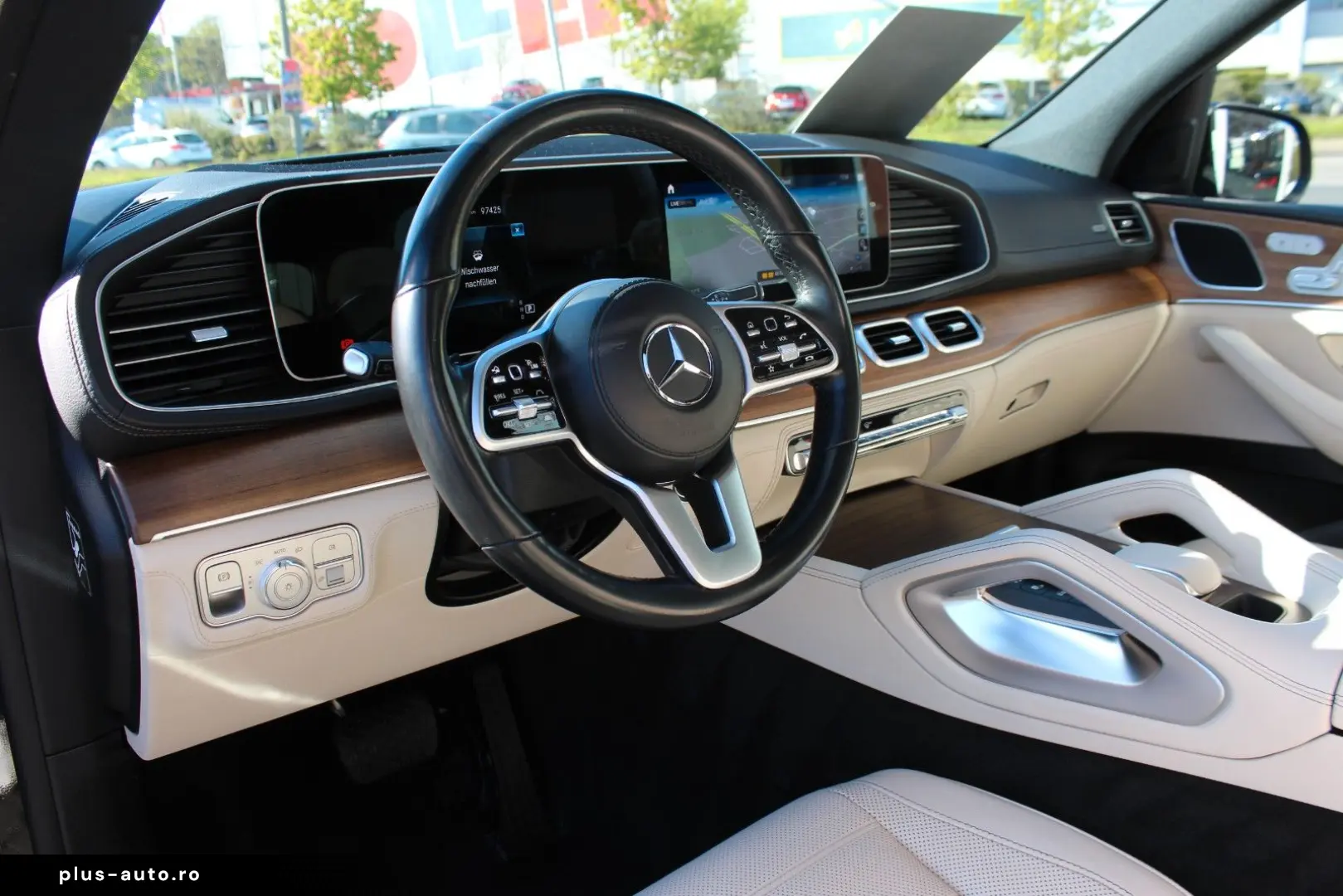 MERCEDES-BENZ GLE 400 d 4-M AMG-Line Pano Distr. LED HuD AHK