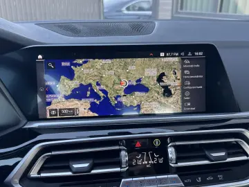 BMW X5 xDrive30d AT MHEV