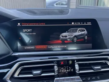 BMW X5 xDrive30d AT MHEV