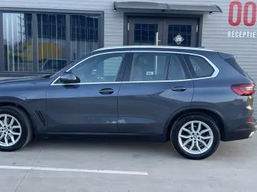 BMW X5 xDrive30d AT MHEV