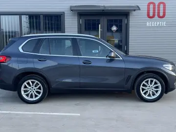 BMW X5 xDrive30d AT MHEV