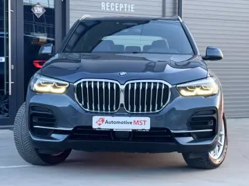 BMW X5 xDrive30d AT MHEV