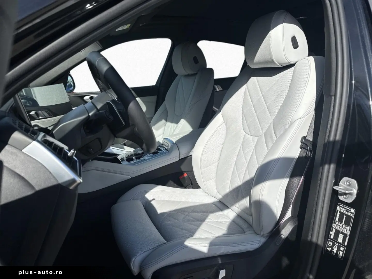 BMW X6 xDr 30d M SPORT PRO SoftCl AHK Pano H K DAPro