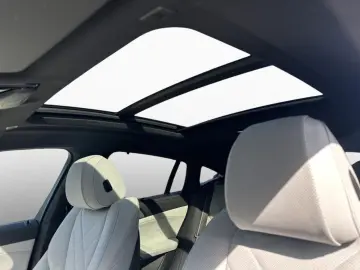 BMW X6 xDr 30d M SPORT PRO SoftCl AHK Pano H K DAPro