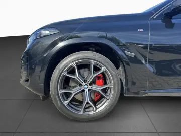 BMW X6 xDr 30d M SPORT PRO SoftCl AHK Pano H K DAPro