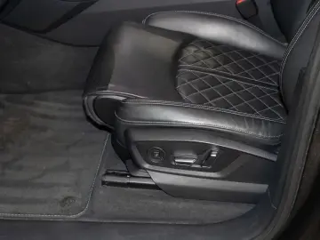 Audi SQ7 TFSI 4.0 quattro Matrix LED 360  AHK 22''