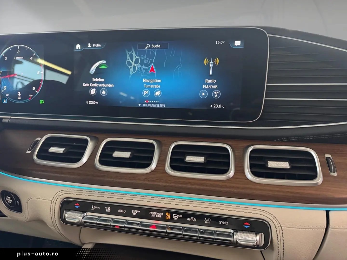 MERCEDES-BENZ GLE 400 d 4M AMG Night 360  Pano Air HUD Sound