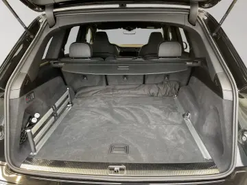 Audi SQ7 4 0 TFSI qu Matrix