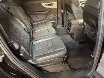 Audi SQ7 4 0 TFSI qu Matrix