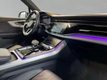 Audi SQ7 4 0 TFSI qu Matrix