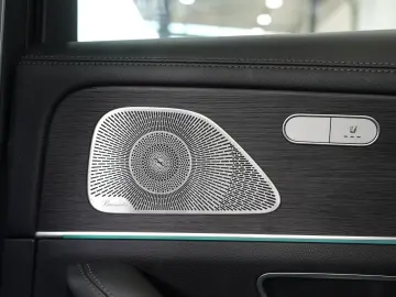 MERCEDES-BENZ GLE 400 d 4M AMG-LINE AIRMATIC NAPPA PANO BURM