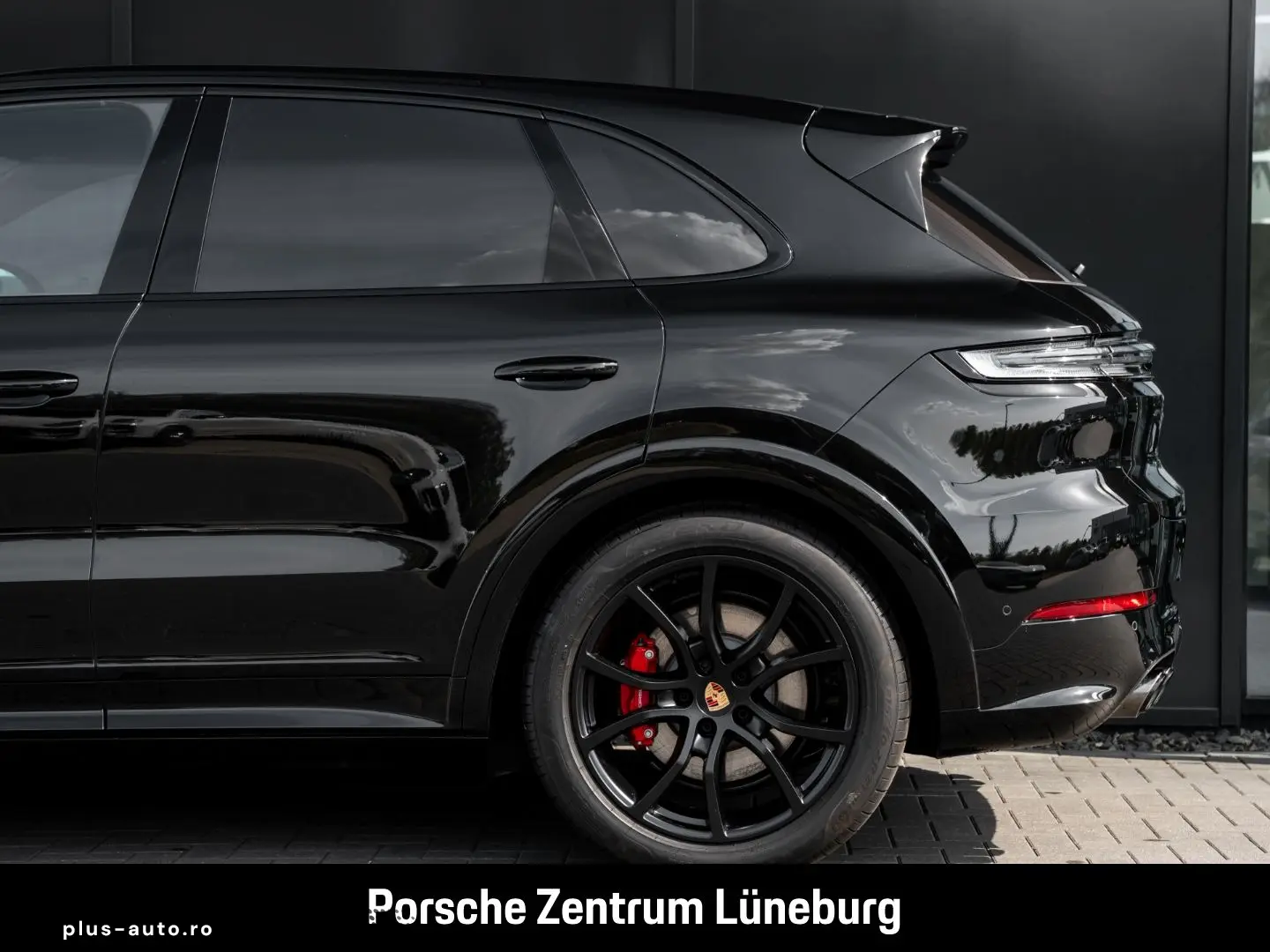 PORSCHE Cayenne GTS HA-Lenkung InnoDrive Head-Up BOSE