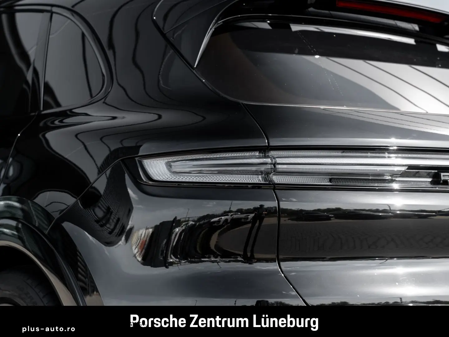 PORSCHE Cayenne GTS HA-Lenkung InnoDrive Head-Up BOSE