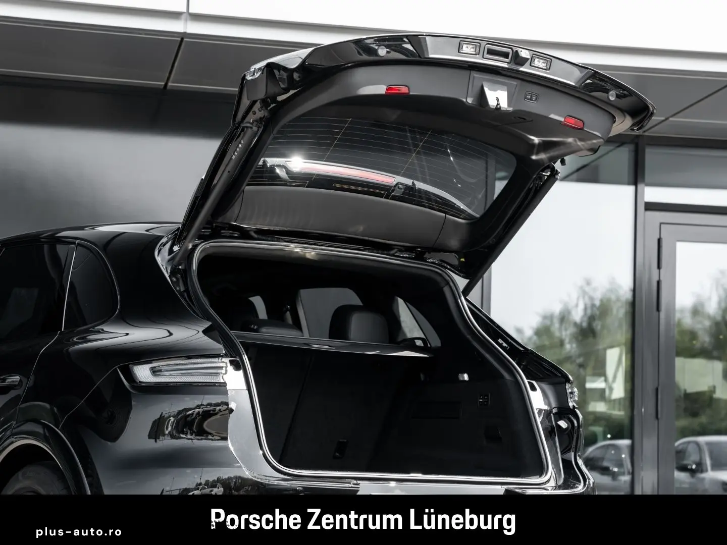 PORSCHE Cayenne GTS HA-Lenkung InnoDrive Head-Up BOSE