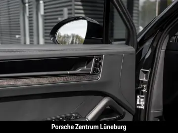 PORSCHE Cayenne GTS HA-Lenkung InnoDrive Head-Up BOSE