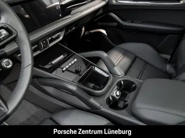 PORSCHE Cayenne GTS HA-Lenkung InnoDrive Head-Up BOSE