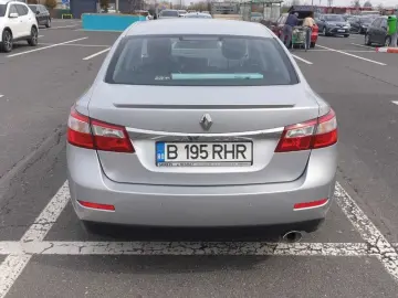 Renault Latitude