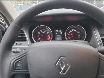 Renault Latitude