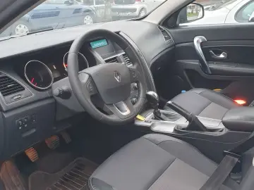 Renault Latitude