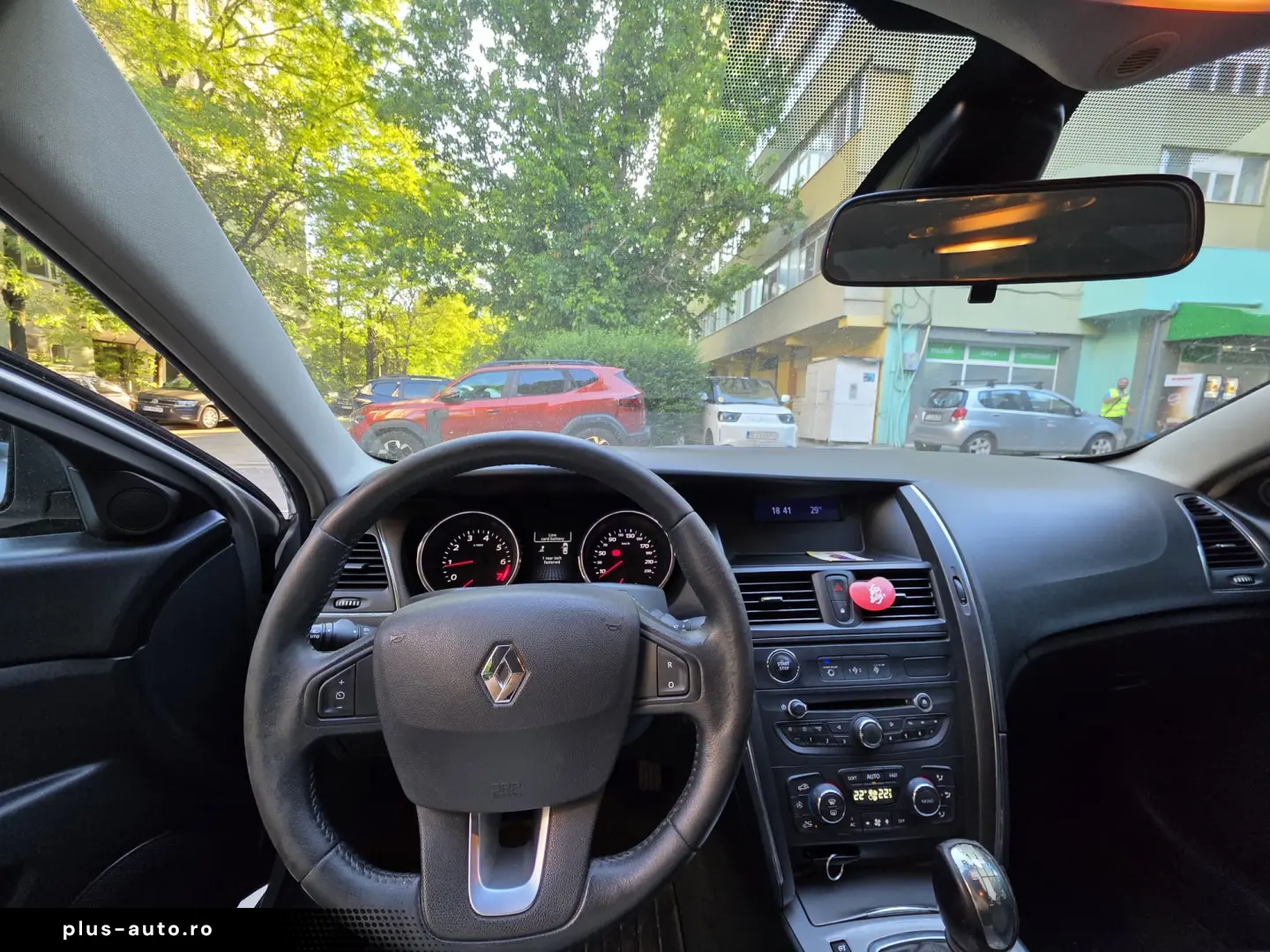 Renault Latitude