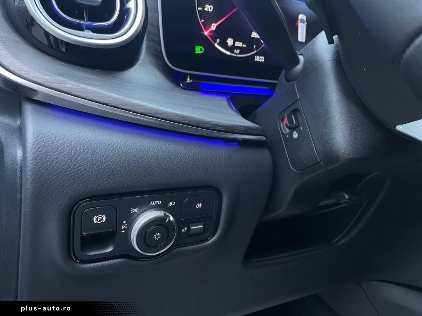 MERCEDES-BENZ V 300 d 4MATIC AVANTGARDE Lang STHZ AU&hellip;
