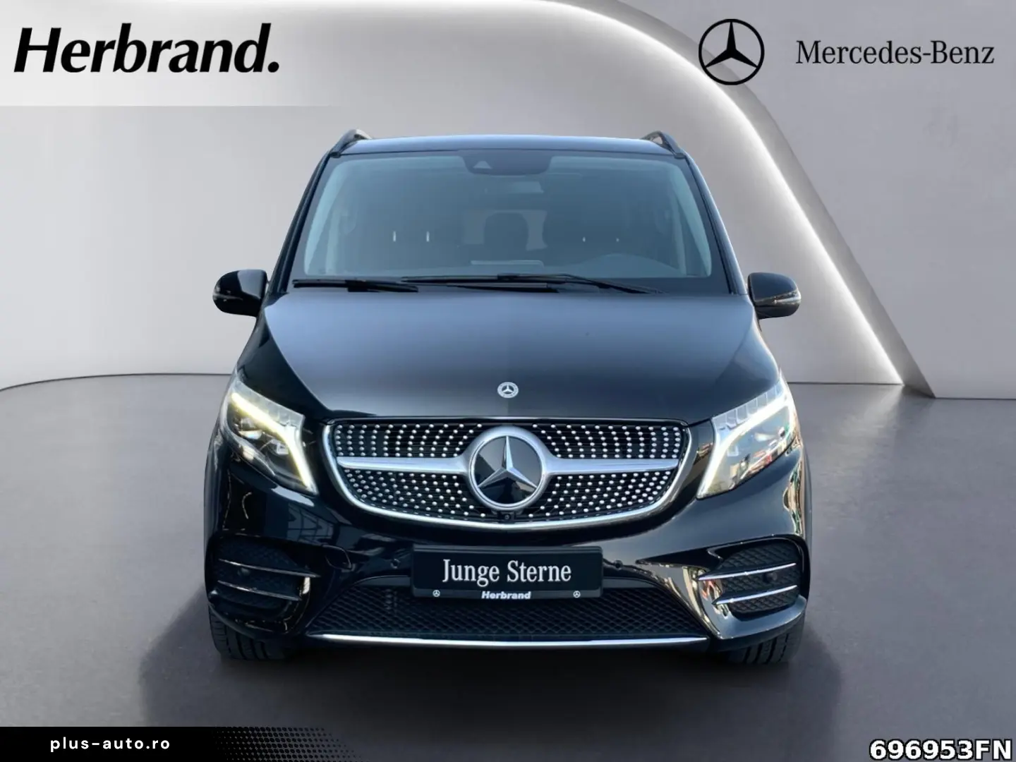 MERCEDES-BENZ V 300 EAV L AMG 4MATIC  AIRMATIC PANO-DACH UVM