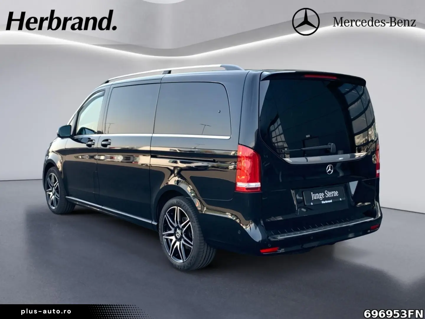 MERCEDES-BENZ V 300 EAV L AMG 4MATIC  AIRMATIC PANO-DACH UVM
