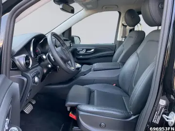 MERCEDES-BENZ V 300 EAV L AMG 4MATIC  AIRMATIC PANO-DACH UVM