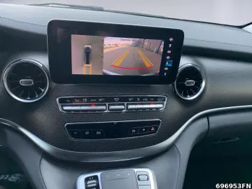 MERCEDES-BENZ V 300 EAV L AMG 4MATIC  AIRMATIC PANO-DACH UVM