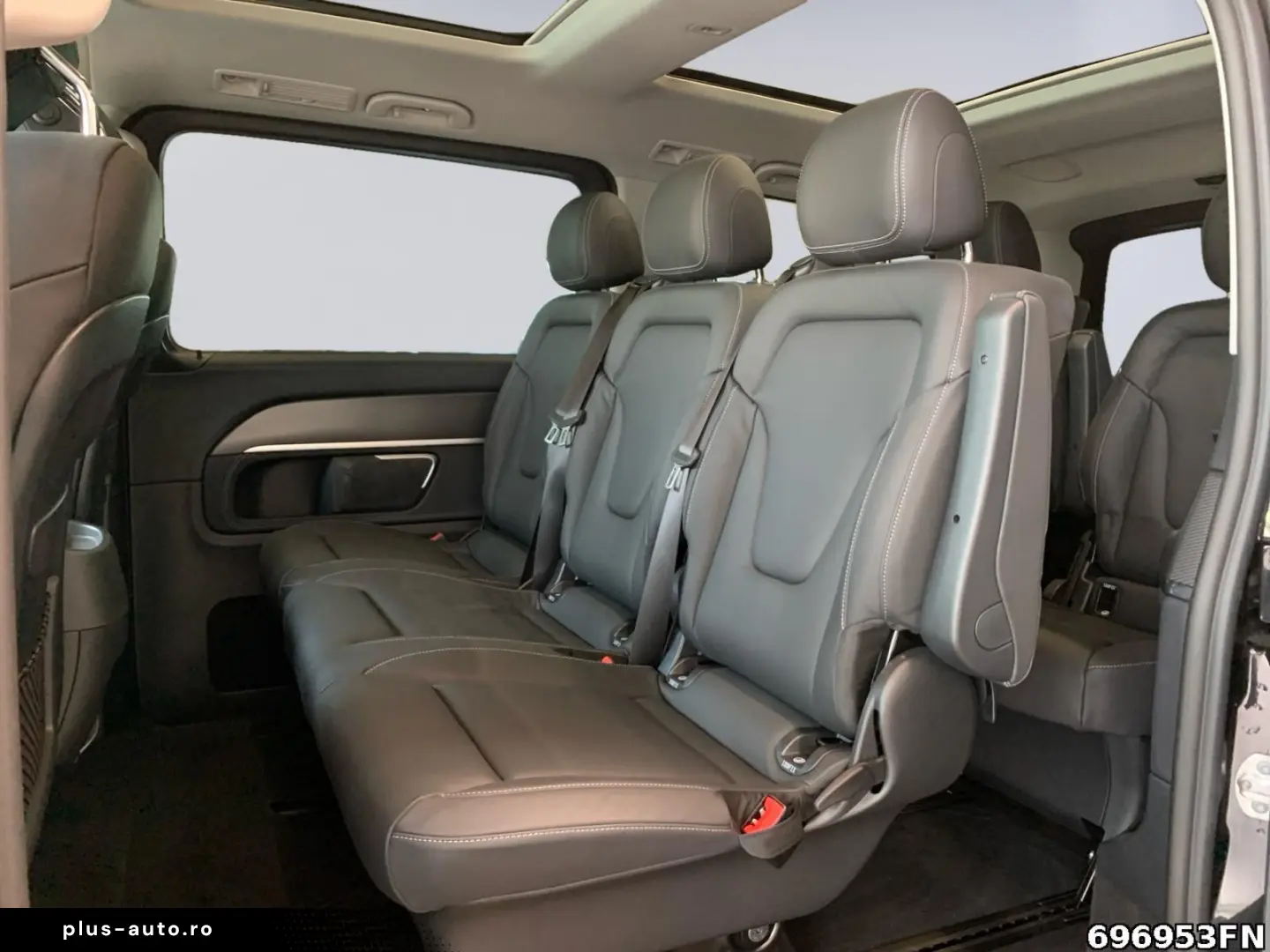 MERCEDES-BENZ V 300 EAV L AMG 4MATIC  AIRMATIC PANO-DACH UVM