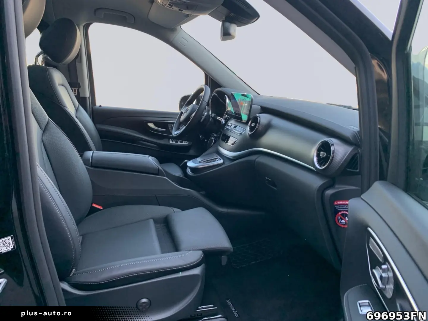 MERCEDES-BENZ V 300 EAV L AMG 4MATIC  AIRMATIC PANO-DACH UVM