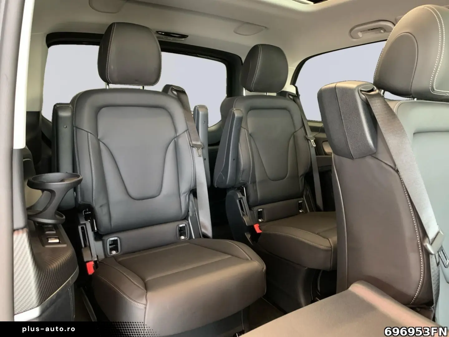 MERCEDES-BENZ V 300 EAV L AMG 4MATIC  AIRMATIC PANO-DACH UVM