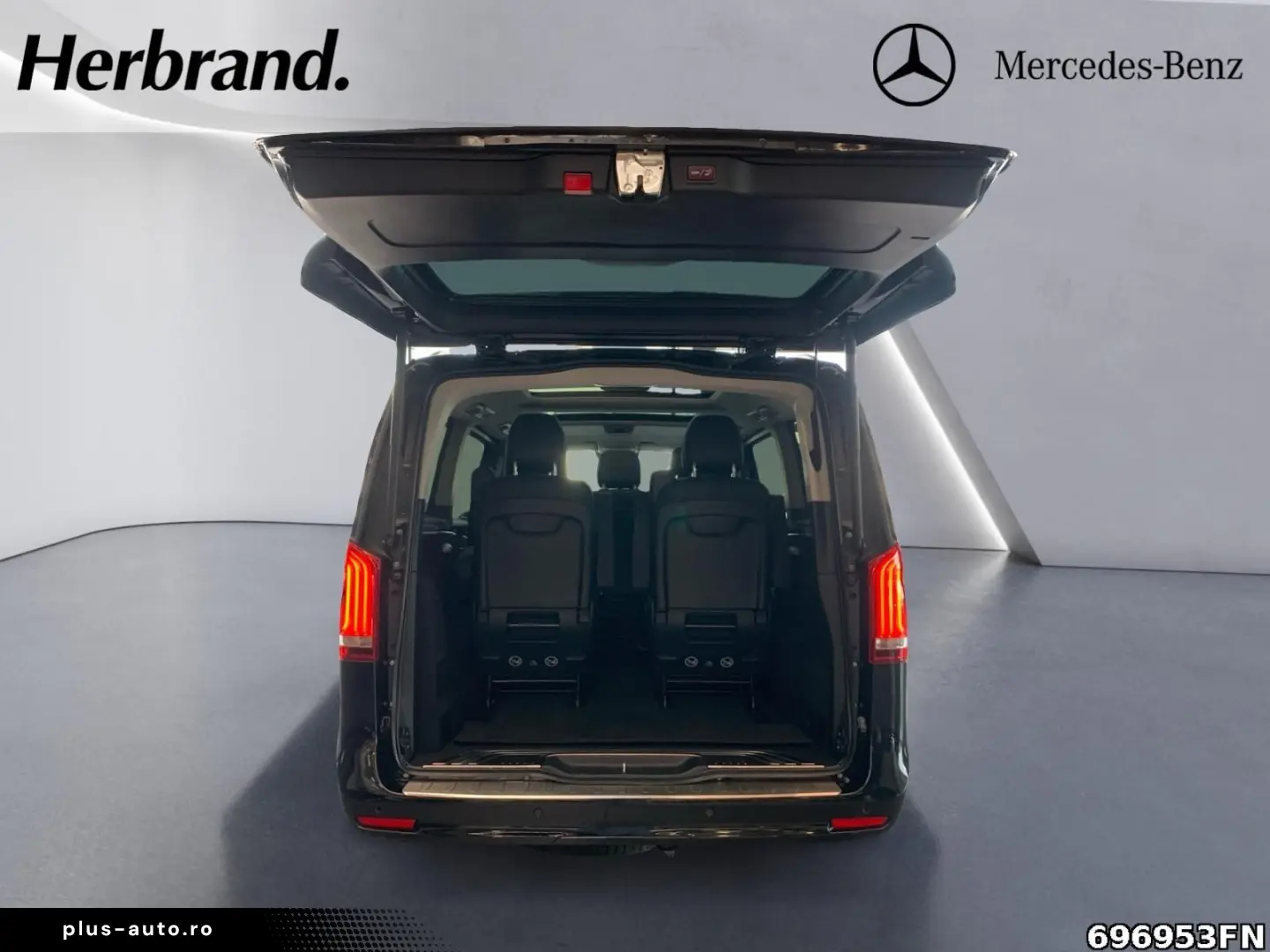 MERCEDES-BENZ V 300 EAV L AMG 4MATIC  AIRMATIC PANO-DACH UVM