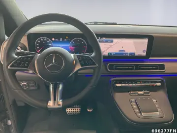 MERCEDES-BENZ V 300 AVG L 4MATIC  AIRMATIC PANO-DACH&hellip;