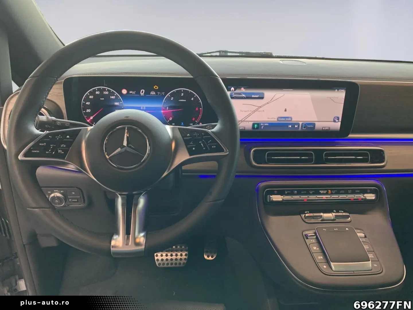 MERCEDES-BENZ V 300 AVG L 4MATIC  AIRMATIC PANO-DACH&hellip;