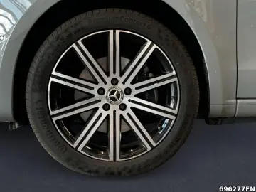 MERCEDES-BENZ V 300 AVG L 4MATIC  AIRMATIC PANO-DACH&hellip;