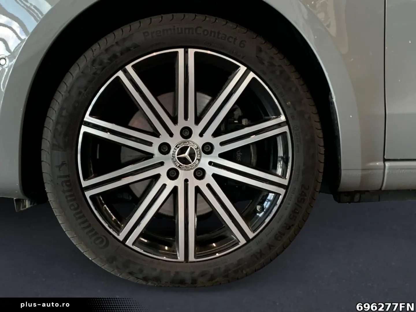 MERCEDES-BENZ V 300 AVG L 4MATIC  AIRMATIC PANO-DACH&hellip;