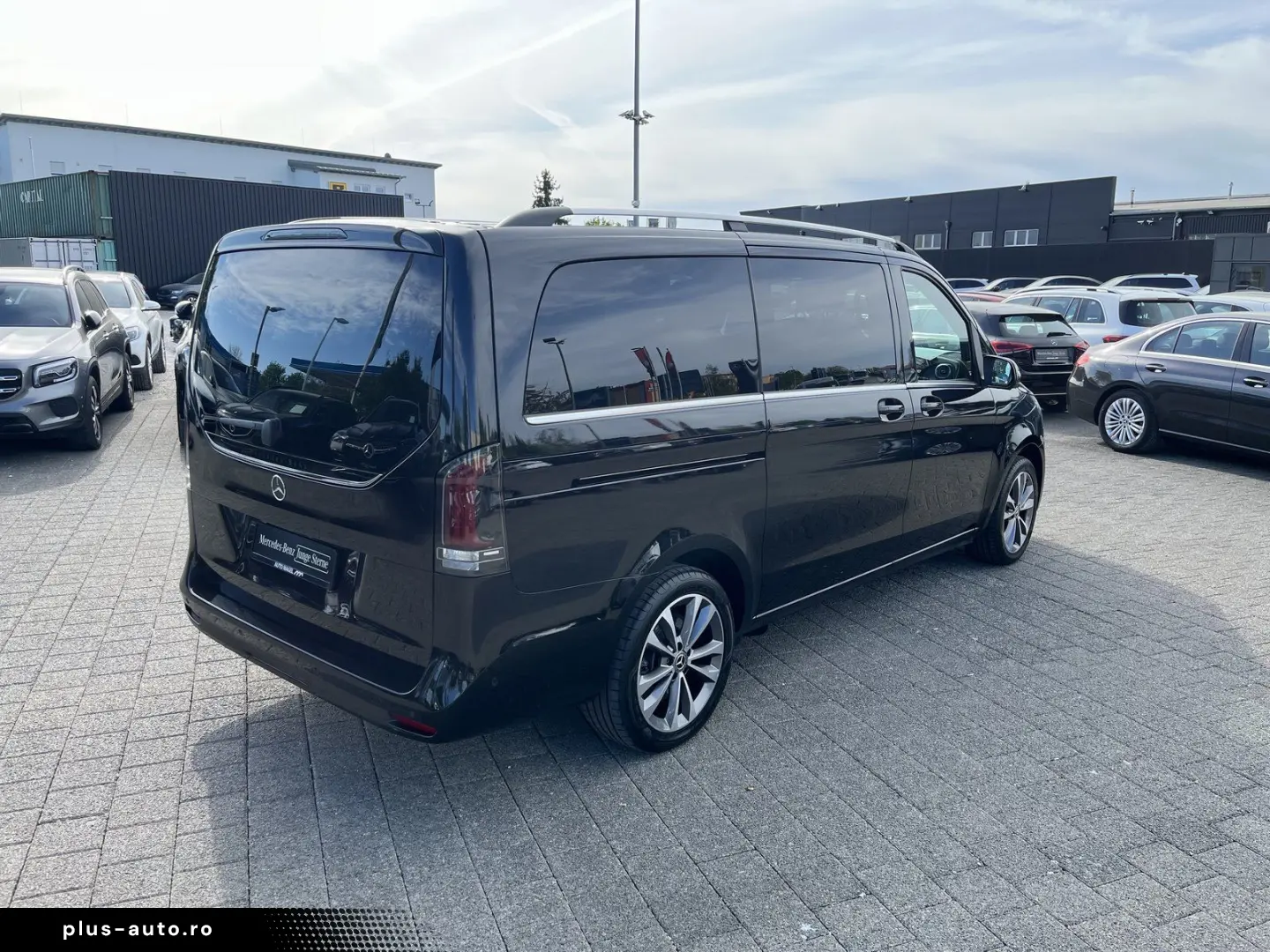 MERCEDES-BENZ V 250 d AVANTGARDE lang DISTRONIC CAM 360  AHK