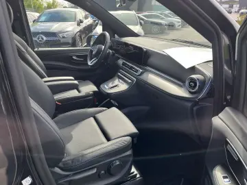 MERCEDES-BENZ V 250 d AVANTGARDE lang DISTRONIC CAM 360  AHK