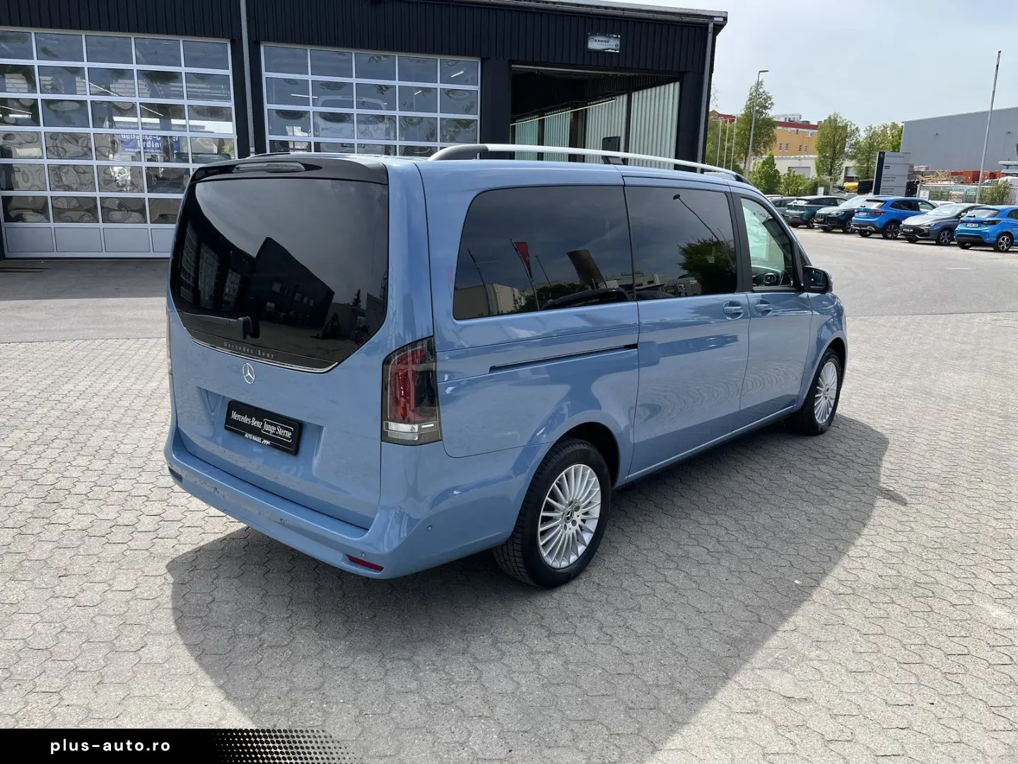 MERCEDES-BENZ V 220 d STYLE Lang 4-Matic DISTRONIC 360  AHK