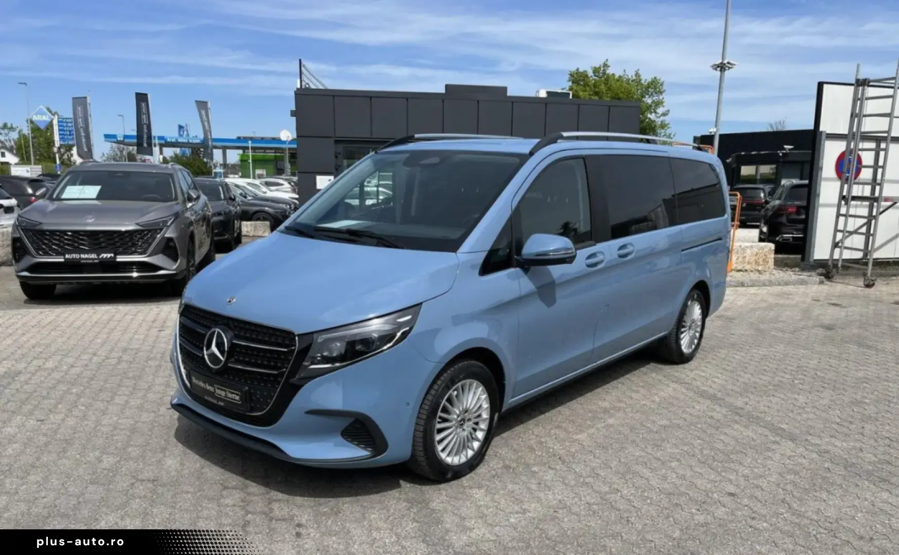 MERCEDES-BENZ V 220 d STYLE Lang 4-Matic DISTRONIC 360  AHK