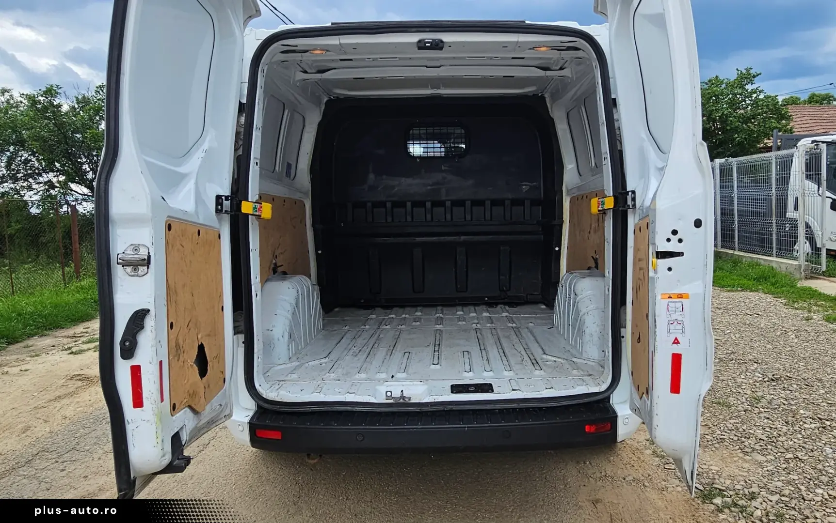 Ford Transit Custom Doka 6locuri