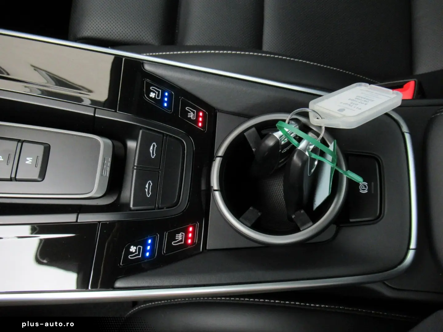 PORSCHE 992 TARGA 4 GTS EXCL KREIDE 18W BELÜ ACC®KEY HD