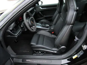 PORSCHE 992 TARGA 4 GTS EXCL KREIDE 18W BELÜ ACC®KEY HD