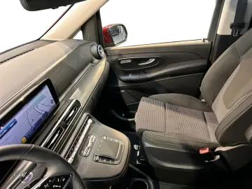 MERCEDES-BENZ V 300 d   Sport MBUX Navi el.Schiebe AHK 360