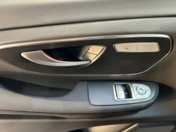 MERCEDES-BENZ V 300 d   Sport MBUX Navi el.Schiebe AHK 360