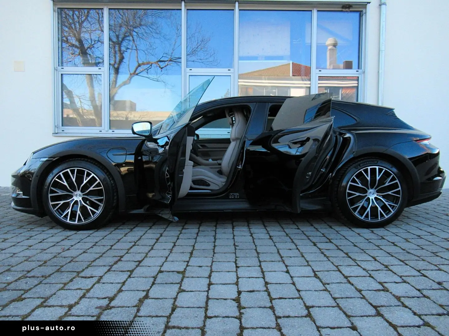 PORSCHE MY25 4C TURISMO FOND RSE HEAD-UP ACC®18 BELÜ 360