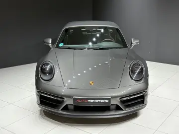 PORSCHE 911 Targa 4 GTS  Carbon  Matrix-LED  HA-Lenkung